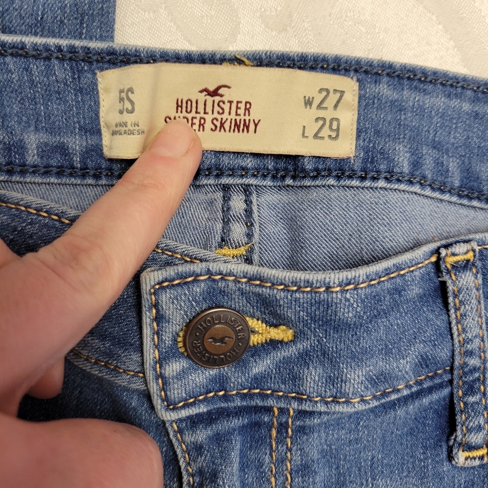 Hollister Distressed Jeans wt 27 - Picture 6 of 15